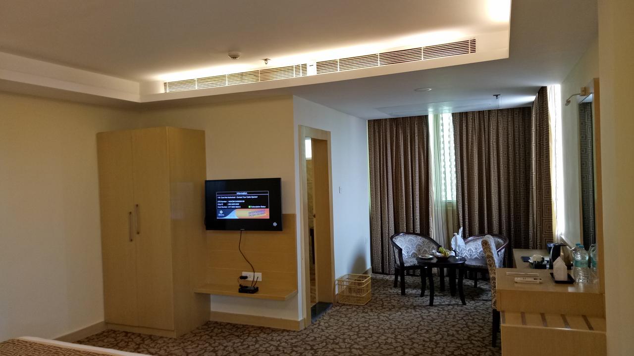 Hotel Patliputra Continental Patna  Eksteriør bilde