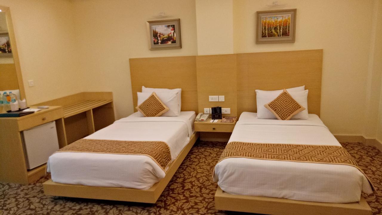 Hotel Patliputra Continental Patna  Eksteriør bilde