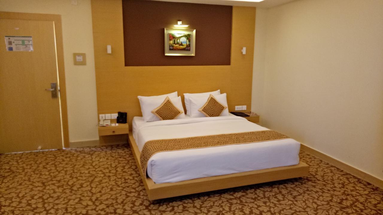 Hotel Patliputra Continental Patna  Eksteriør bilde