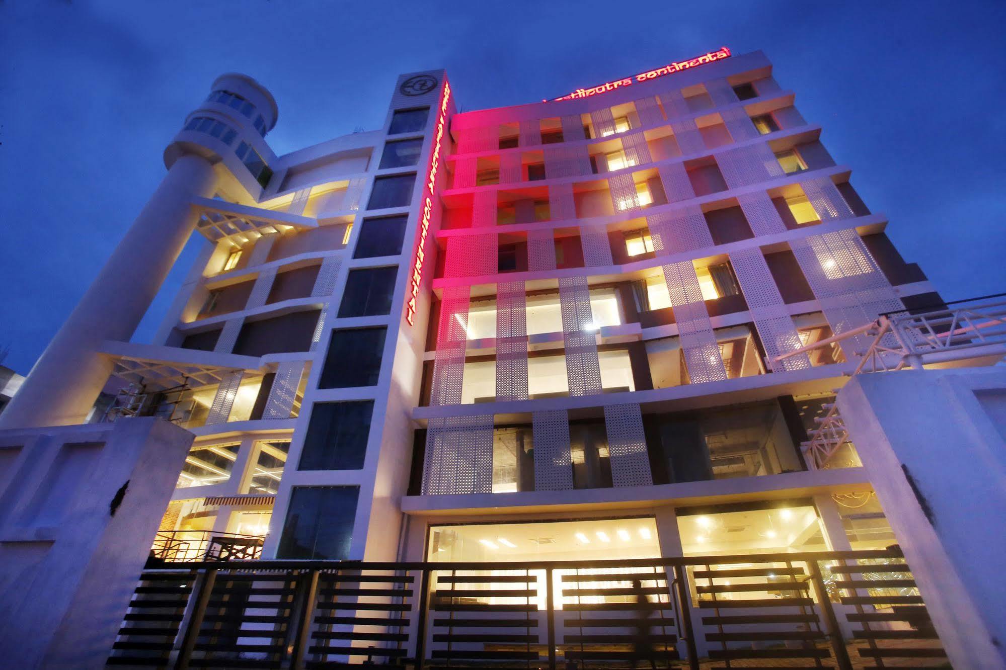 Hotel Patliputra Continental Patna  Eksteriør bilde